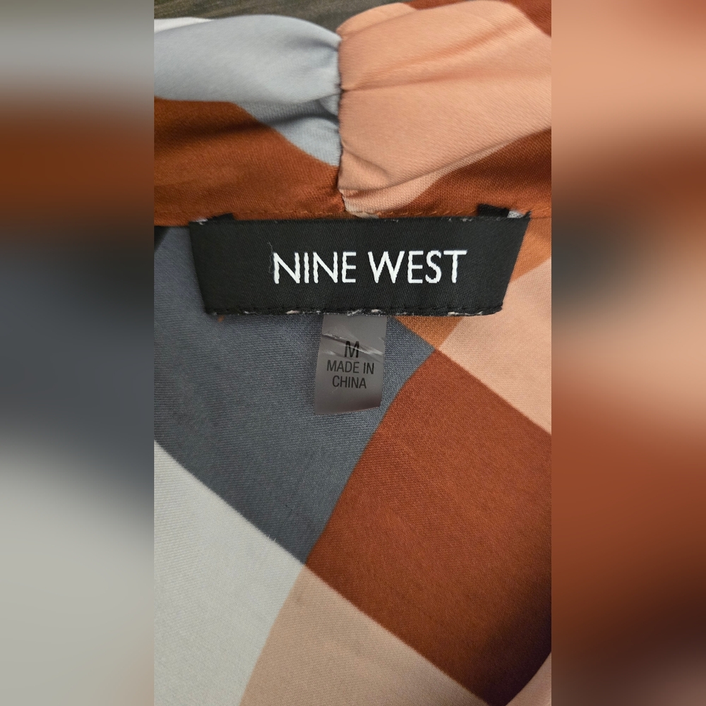Nine West geometric Sleeveless Top - Orange, Black, White - Size Medium - Picture 4 of 4